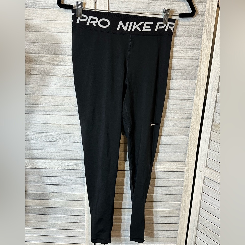 Nike Black Performance Leggings High-Waisted